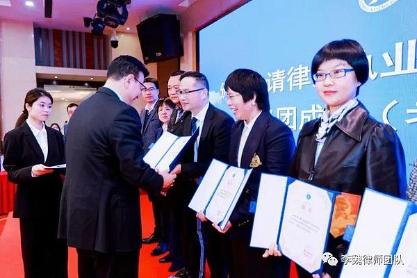重磅！Celestia模块化区块链终于迎来$TIA代币新时代