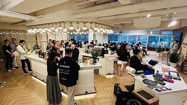 OKM启示录：当极客用代码重塑金融秩序