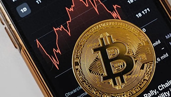 从Coinbase三季报看加密巨头的转型之路：支付和银行业务才是未来？